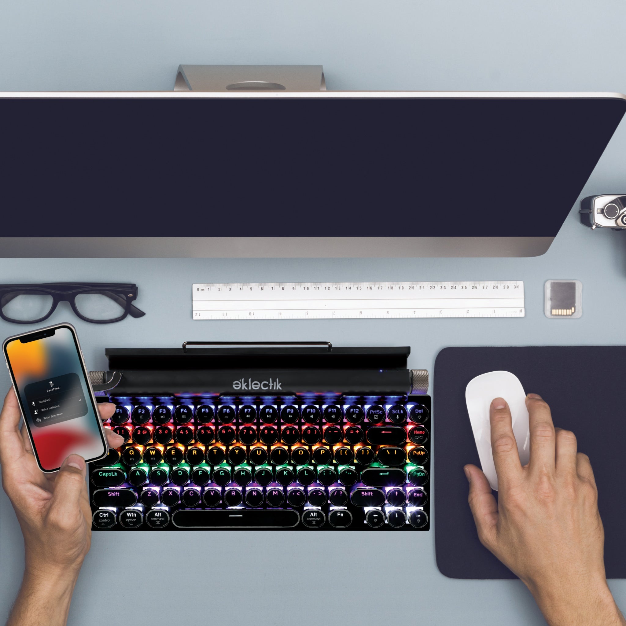 Keyboard Backlit The Screenwriter Wireless Backlit Keyboard – eklectiktech.com